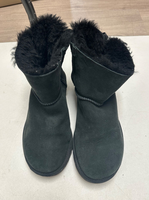Vist Large View of Product Image Which is Used Ugg Australia Ankle Boots 8