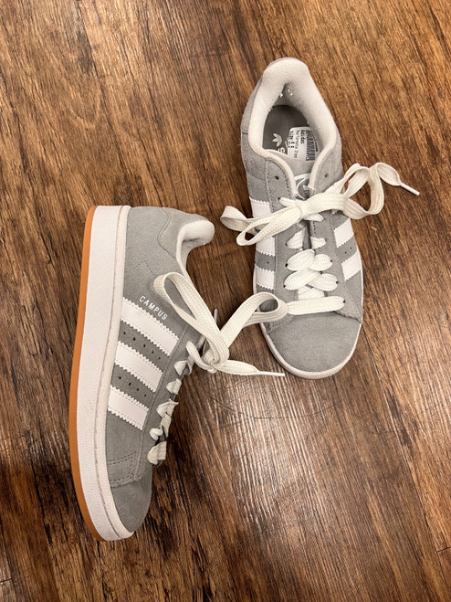 Vist Large View of Product Image Which is Used Adidas Performance Shoes 5.5