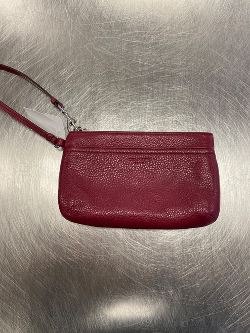 Vist Large View of Product Image Which is Used Coach Wristlet