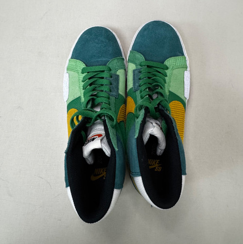 Vist Large View of Product Image Which is Used Nike Performance Shoes 8