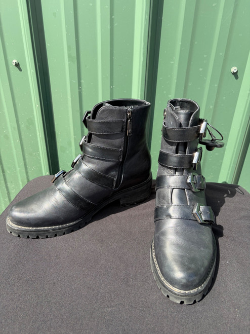 Vist Large View of Product Image Which is Used Blondo Ankle Boots 8