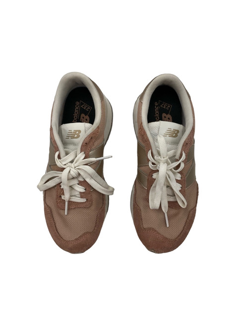 Vist Large View of Product Image Which is Used New Balance Performance Shoes 6.5