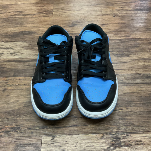 Vist Large View of Product Image Which is Used Nike Mens Athletic Shoes 10