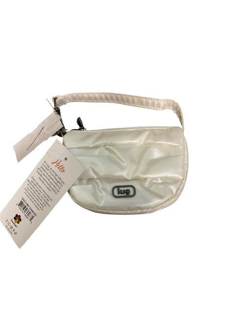 Vist Large View of Product Image Which is Used Lug Wristlet