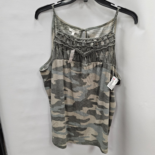 Vist Large View of Product Image Which is NWT Maurices Tank Top 2X-20