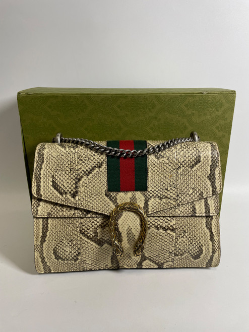 Vist Large View of Product Image Which is Used Gucci Xlarge Leather Handbag