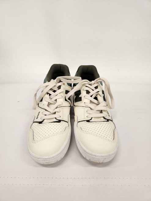 Vist Large View of Product Image Which is Used New Balance Casual Shoes 10
