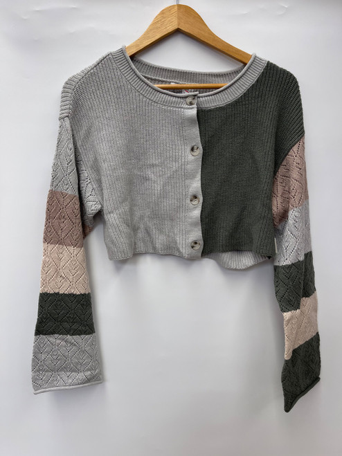 Vist Large View of Product Image Which is Used Unbranded Lightweight Sweater M-8/10