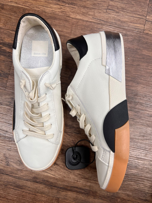 Vist Large View of Product Image Which is Used Dolce Vita Casual Shoes 8