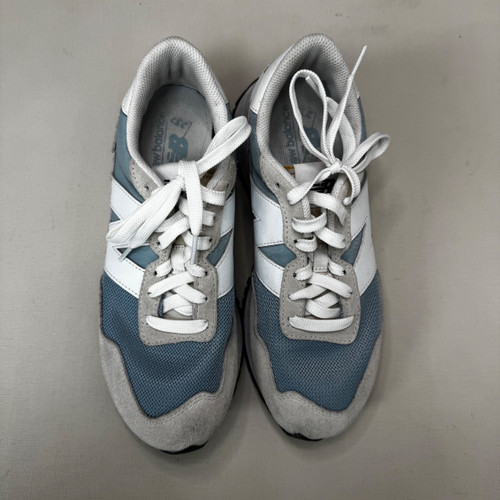 Vist Large View of Product Image Which is Used New Balance Performance Shoes 9.5