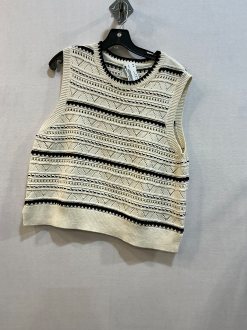Vist Large View of Product Image Which is Used Unbranded Short Sleeve Sweater XL-16