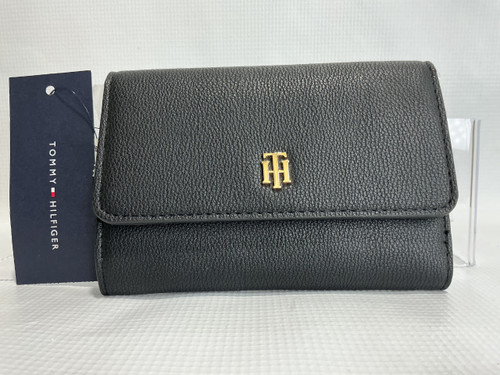 Vist Large View of Product Image Which is Used Tommy Hilfiger Leather Wallet