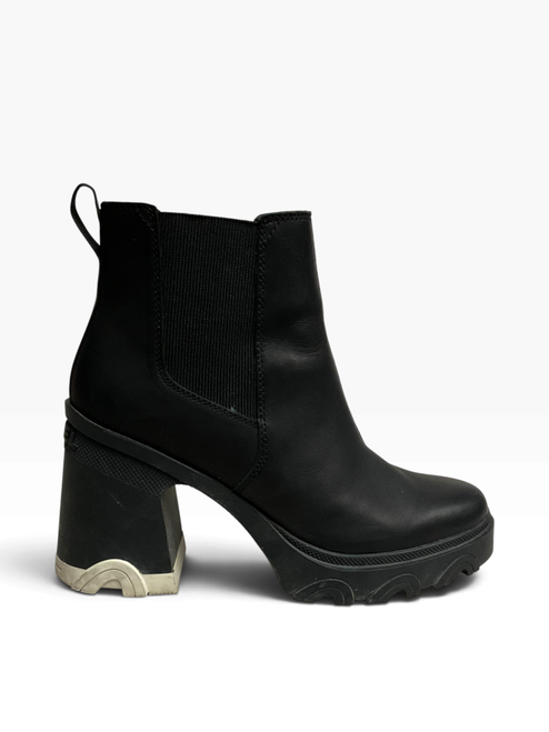 Vist Large View of Product Image Which is Used Sorel Ankle Boots 8