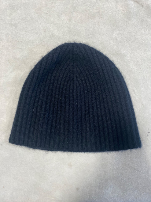 Vist Large View of Product Image Which is Used Unbranded Winter Hat S 4-6/27-28