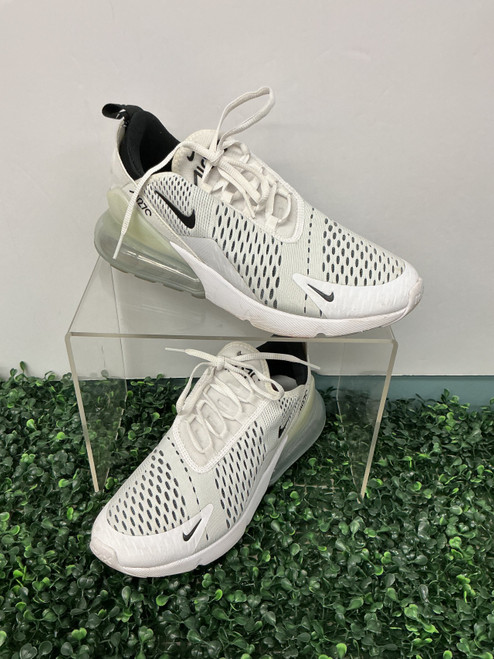 Vist Large View of Product Image Which is Used Nike Performance Shoes 9.5