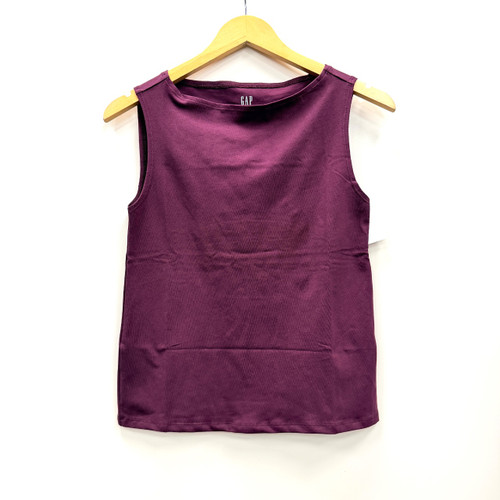Vist Large View of Product Image Which is Used Gap Sleeveless Top S-4/6
