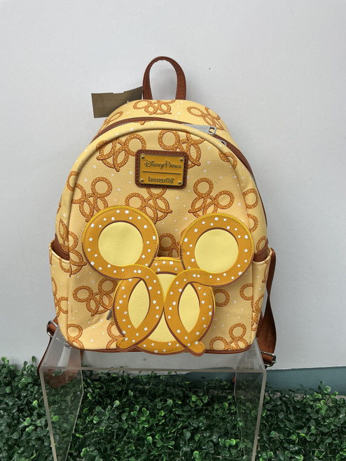 Vist Large View of Product Image Which is Used Unbranded Large Leather Handbag