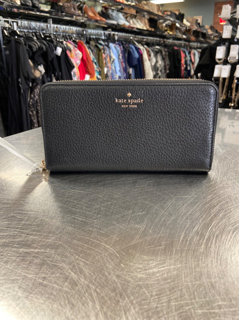 Vist Large View of Product Image Which is Used Kate Spade New York Wallet