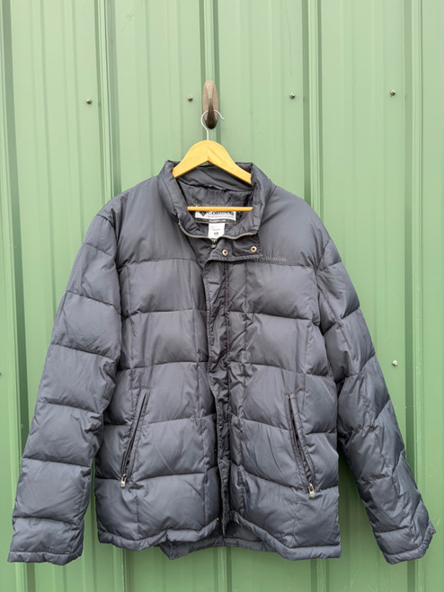 Vist Large View of Product Image Which is Used Columbia Men's Short Heavy Coat XL
