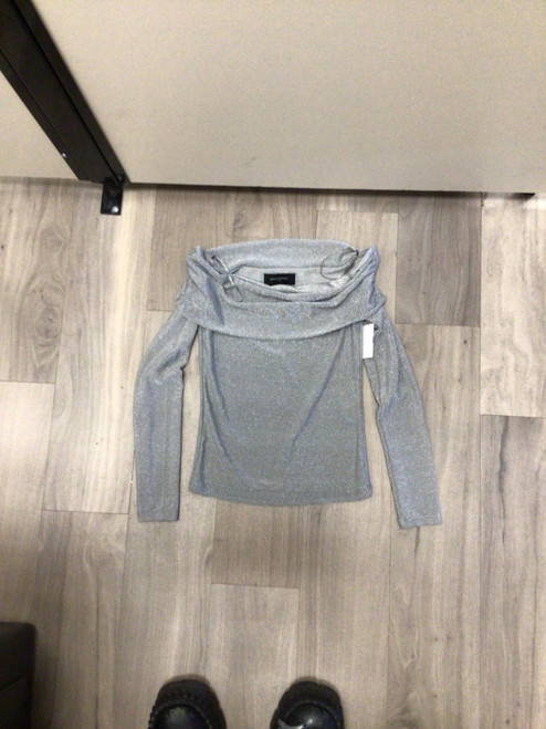 Vist Large View of Product Image Which is Used Banana Republic Long Sleeve Top XXS