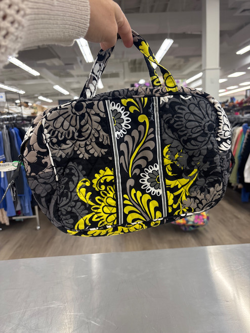 Vist Large View of Product Image Which is Used Vera Bradley Small makeup bag
