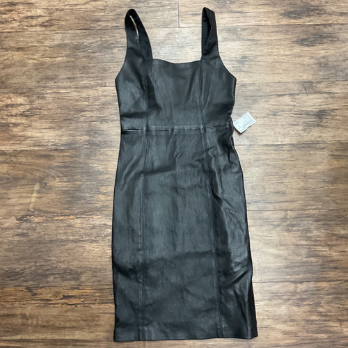 Vist Large View of Product Image Which is Used Alice + Olivia Short Dress B S-4/6