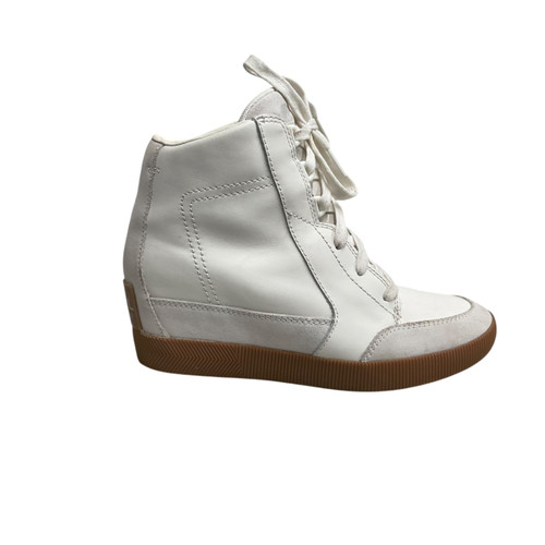 Vist Large View of Product Image Which is Used Sorel Casual Shoes 7.5