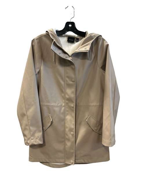 Vist Large View of Product Image Which is Used Vero Moda Short Light Jacket S-4/6