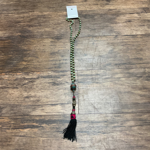 Vist Large View of Product Image Which is Used Unbranded Necklace
