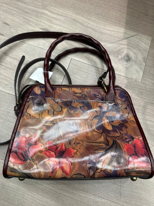 Vist Large View of Product Image Which is Used Patricia Nash Small Leather Handbag