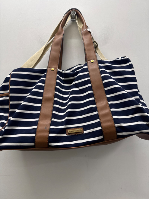 Vist Large View of Product Image Which is Used Blue Madden Girl Xlarge Handbag