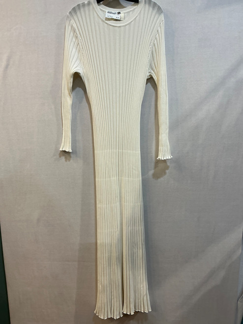 Vist Large View of Product Image Which is Used Dissh Long Dress F L-12/14