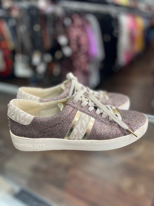 Vist Large View of Product Image Which is Used Michael Michael Kors Casual Shoes 7.5