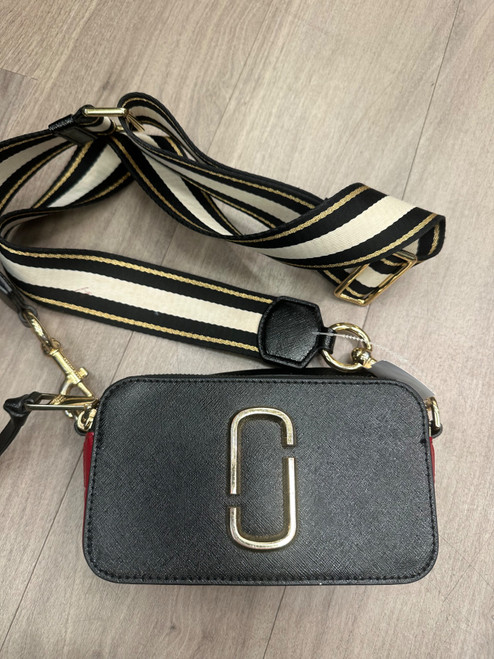 Vist Large View of Product Image Which is Used Marc Jacobs Small Leather Handbag