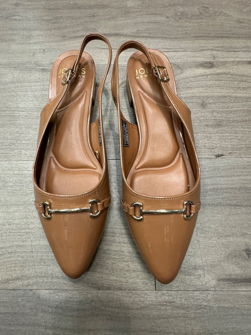 Vist Large View of Product Image Which is Used Jones New York Flats 9.5