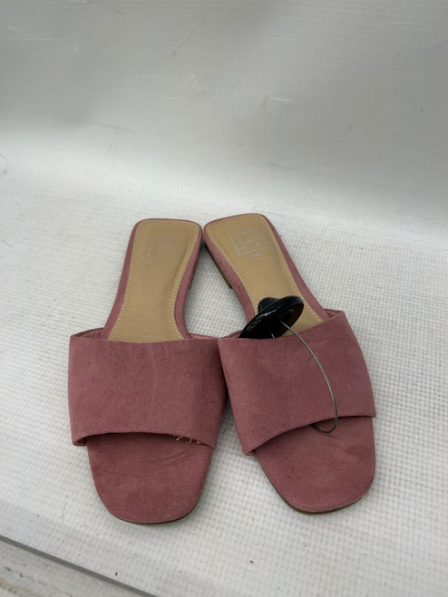 Vist Large View of Product Image Which is Used Core Life Sandals 7