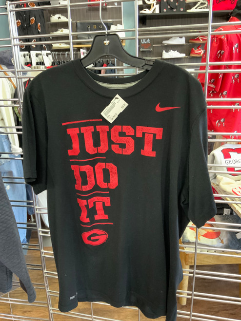 Vist Large View of Product Image Which is Used Nike T-Shirt M-8/10