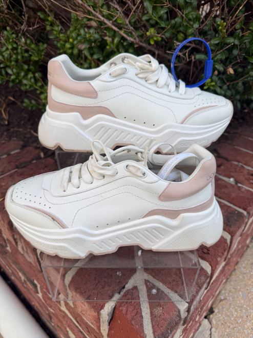 Vist Large View of Product Image Which is Used Dolce&Gabbana Sneakers 8.5