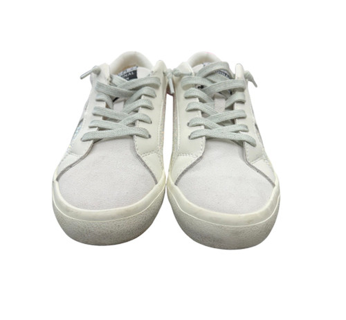 Vist Large View of Product Image Which is Used Vintage Havana Casual Shoes 6.5