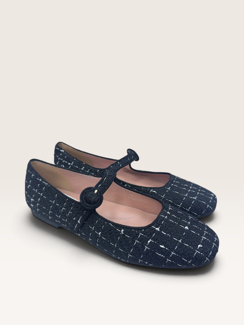 Vist Large View of Product Image Which is Used Unbranded Flats 8