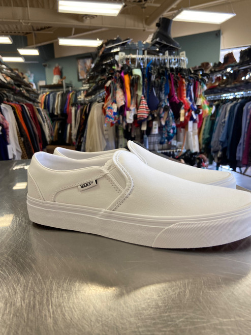 Vist Large View of Product Image Which is Used Vans Flats 8
