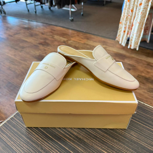 Vist Large View of Product Image Which is Used Michael Michael Kors Flats 7
