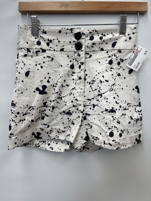 Vist Large View of Product Image Which is Used Wearever Shorts 8-29
