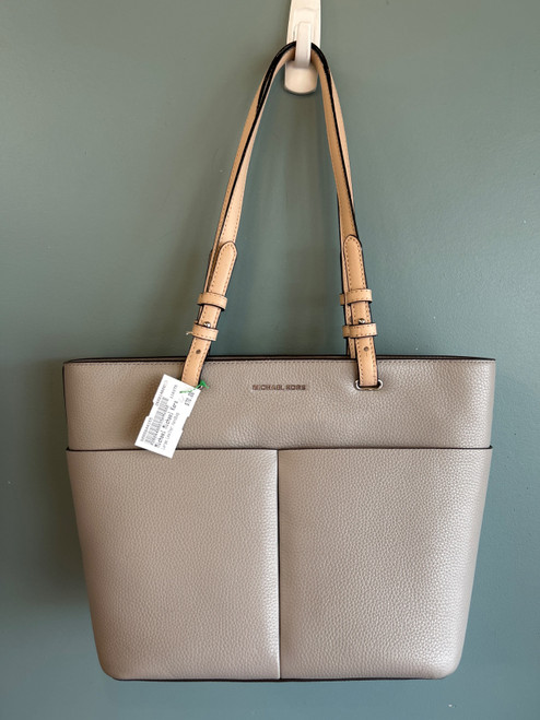 Vist Large View of Product Image Which is Used Michael Michael Kors Large Leather Handbag