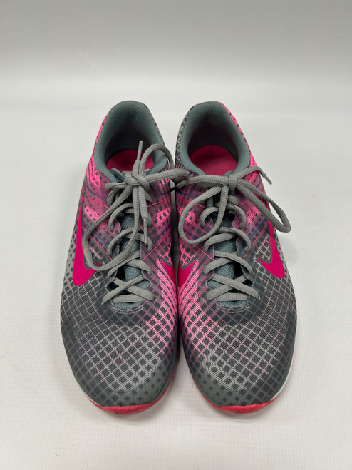 Vist Large View of Product Image Which is Used Nike Performance Shoes 9