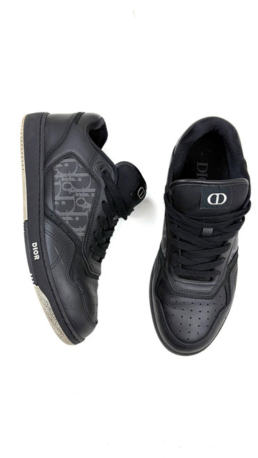 Vist Large View of Product Image Which is Used Men’s Dior Casual Shoes 11