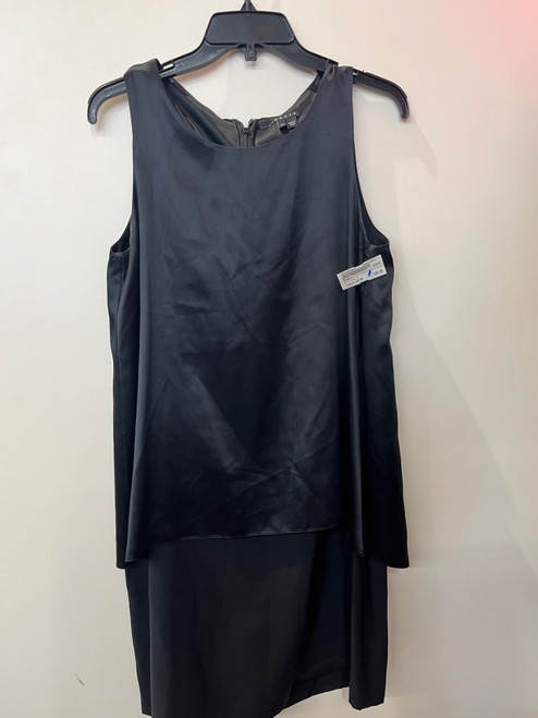 Vist Large View of Product Image Which is Used Theory Short Dress B L-12/14