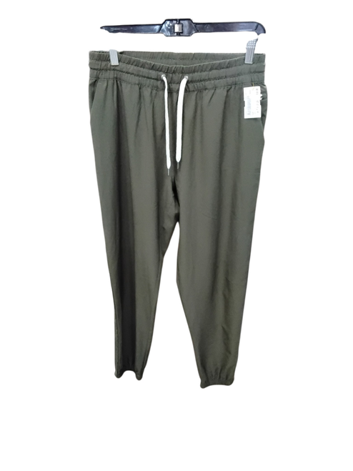 Vist Large View of Product Image Which is Used Vuori Casual Pant M 8-10/28-30