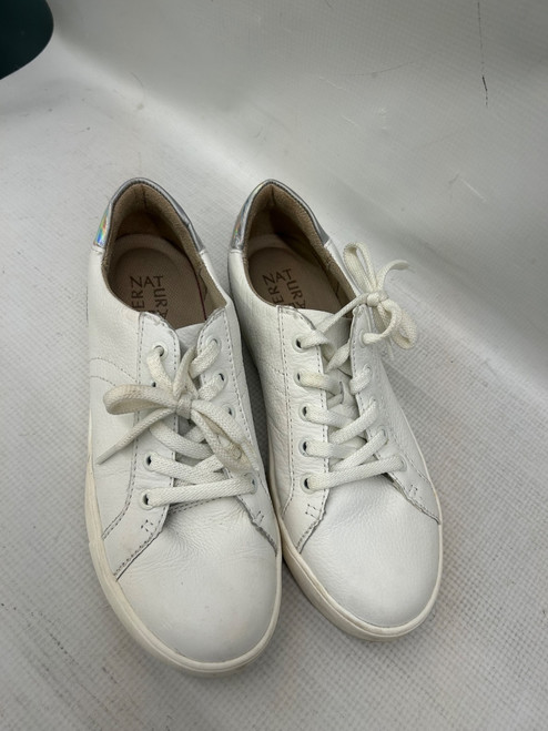 Vist Large View of Product Image Which is Used Naturalizer Casual Shoes 7.5