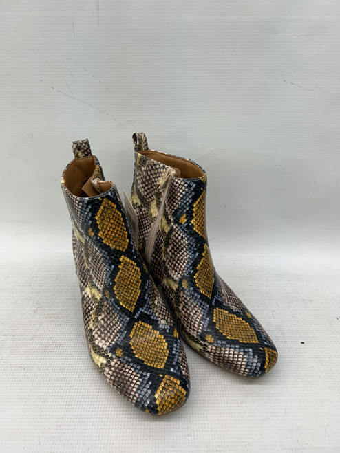 Vist Large View of Product Image Which is Used George Ankle Boots 10